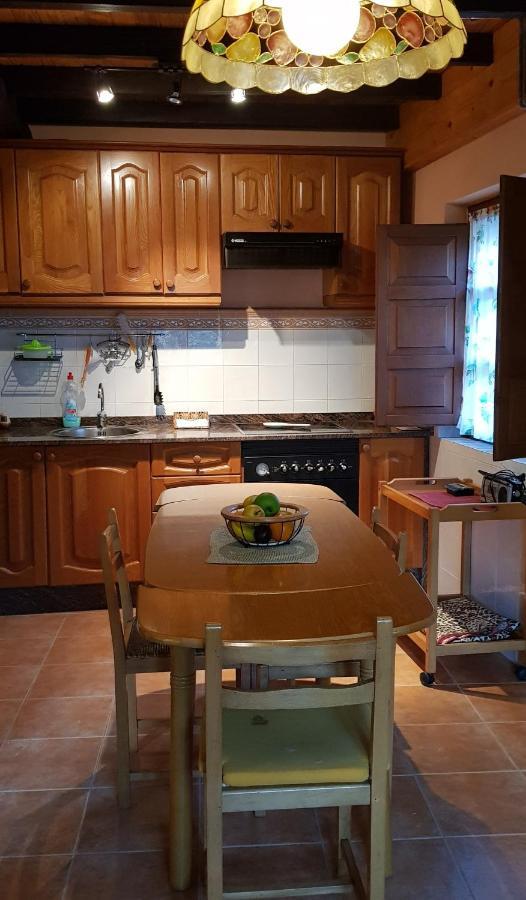 Vivienda Vacacional Casa Abuela Herminia โกลุงกา ภายนอก รูปภาพ